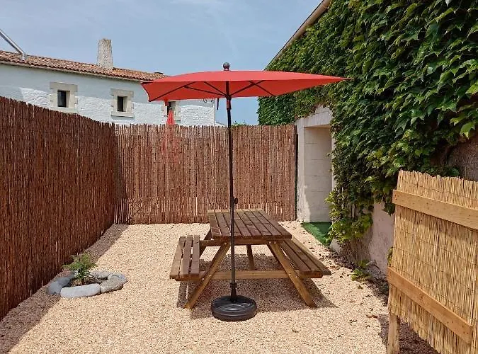 Domaine De La Pirouette *